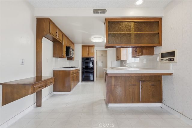 841 W 25th Street, San Pedro, CA 90731
