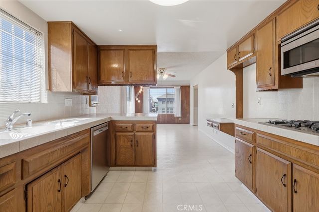 841 W 25th Street, San Pedro, CA 90731
