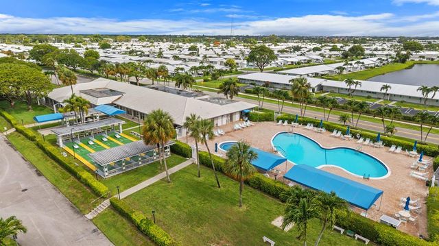 5656 VIA DELRAY Boulevard B, Delray Beach, FL 33484