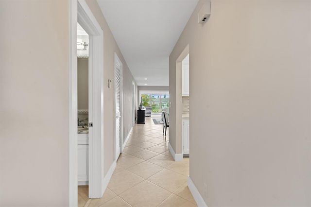 5656 VIA DELRAY Boulevard B, Delray Beach, FL 33484