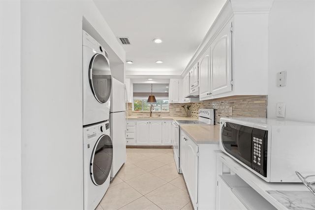 5656 VIA DELRAY Boulevard B, Delray Beach, FL 33484