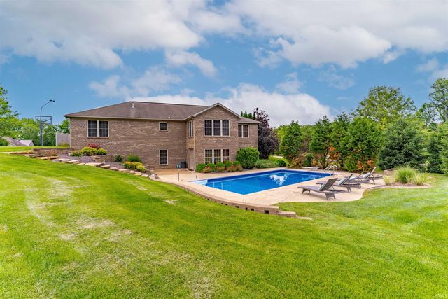 5640 St Charles Drive, Mount Vernon, IN 47620