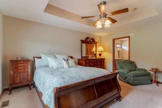 5640 St Charles Drive, Mount Vernon, IN 47620