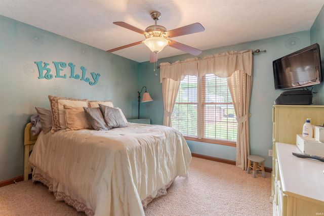 5640 St Charles Drive, Mount Vernon, IN 47620