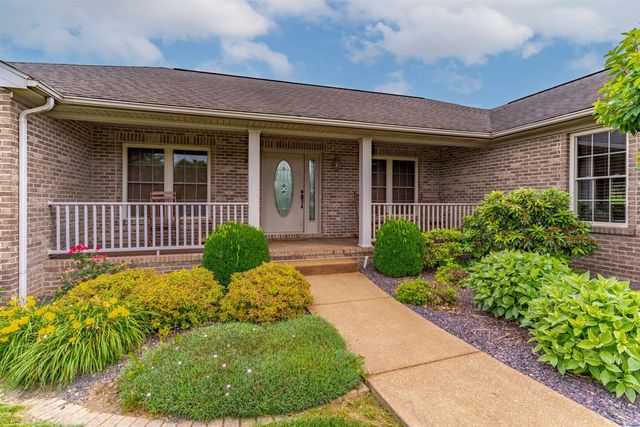 5640 St Charles Drive, Mount Vernon, IN 47620
