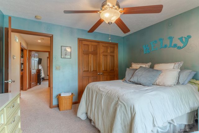 5640 St Charles Drive, Mount Vernon, IN 47620