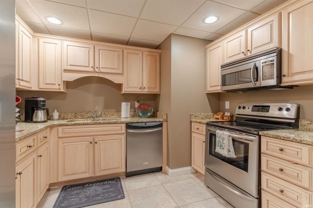 5640 St Charles Drive, Mount Vernon, IN 47620