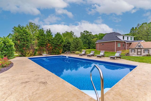 5640 St Charles Drive, Mount Vernon, IN 47620