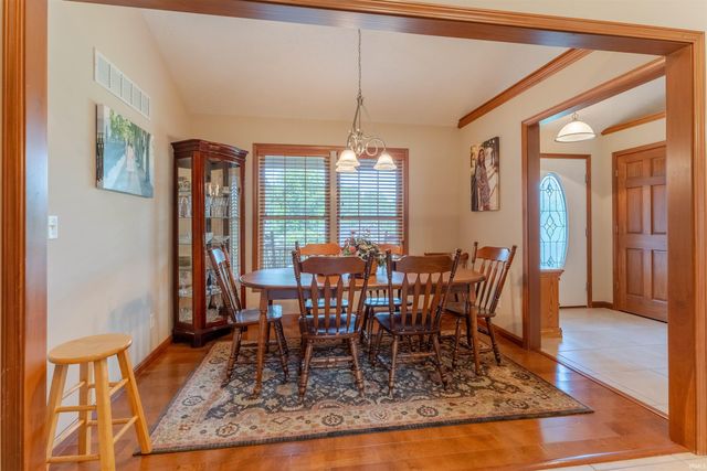 5640 St Charles Drive, Mount Vernon, IN 47620