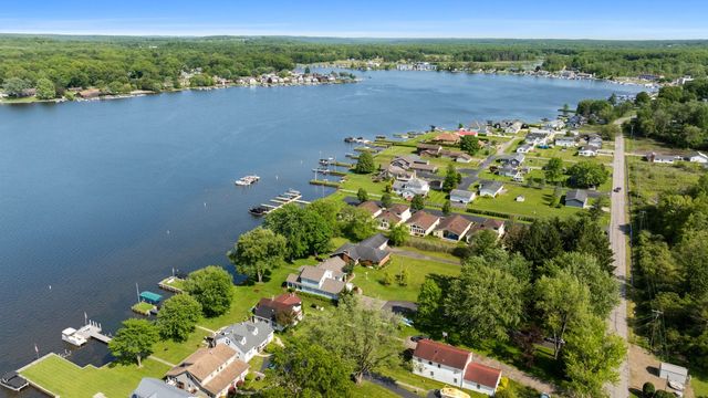 10756 ALDINA Drive, Conneaut Lake, PA 16316