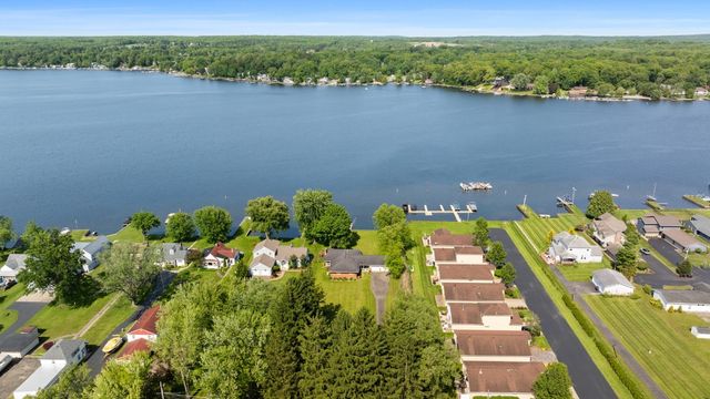 10756 ALDINA Drive, Conneaut Lake, PA 16316