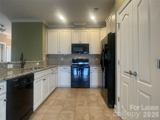 17725 Morehampton Avenue, Cornelius, NC 28031