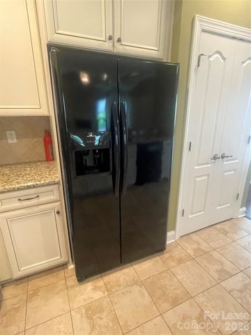 17725 Morehampton Avenue, Cornelius, NC 28031