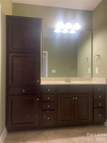 17725 Morehampton Avenue, Cornelius, NC 28031