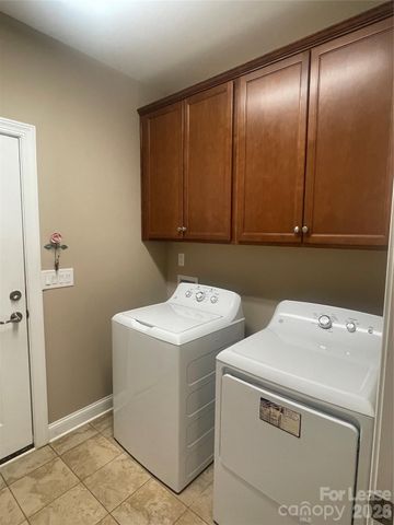17725 Morehampton Avenue, Cornelius, NC 28031