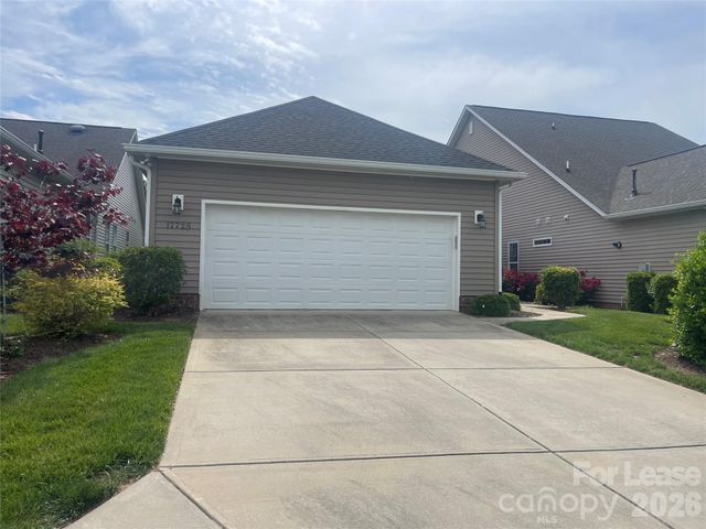 17725 Morehampton Avenue, Cornelius, NC 28031
