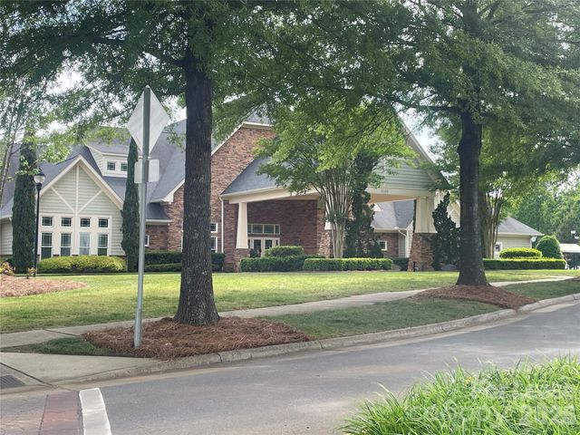 17725 Morehampton Avenue, Cornelius, NC 28031