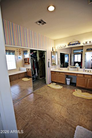 1285 N EVERGREEN Street, Gilbert, AZ 85233