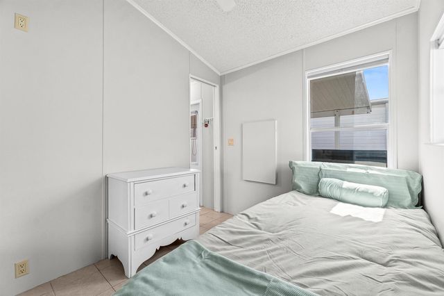 12 Hibiscus Drive H, Briny Breezes, FL 33435