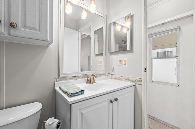 12 Hibiscus Drive H, Briny Breezes, FL 33435