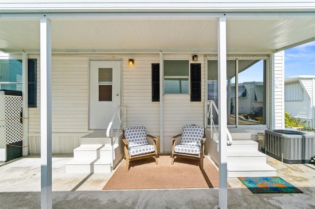 12 Hibiscus Drive H, Briny Breezes, FL 33435