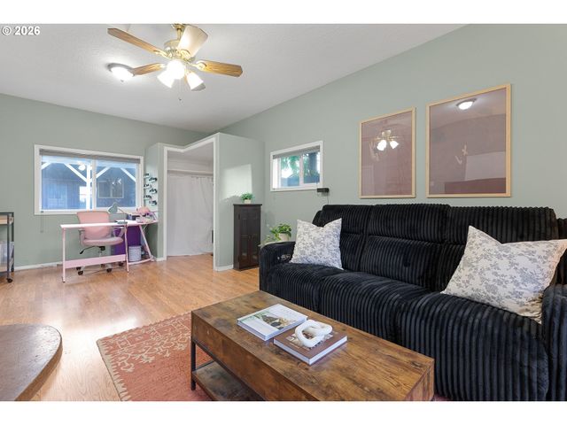 14308 Se RUPERT Dr Se, Milwaukie, OR 97267