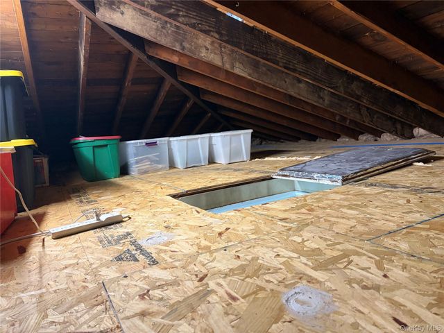 5052 Francis Lewis Blvd, Oakland Gardens, NY 11364