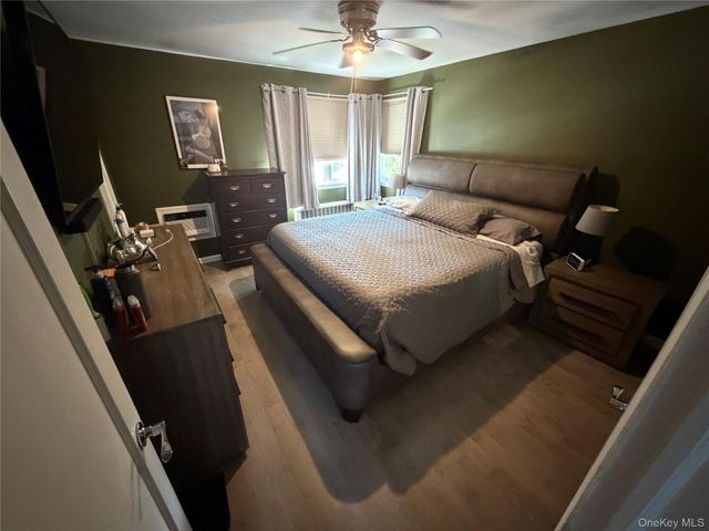 5052 Francis Lewis Blvd, Oakland Gardens, NY 11364