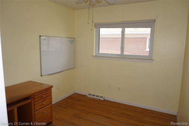 25659 Baldwin Street, Dearborn Heights, MI 48127