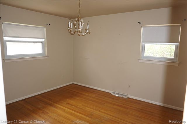 25659 Baldwin Street, Dearborn Heights, MI 48127