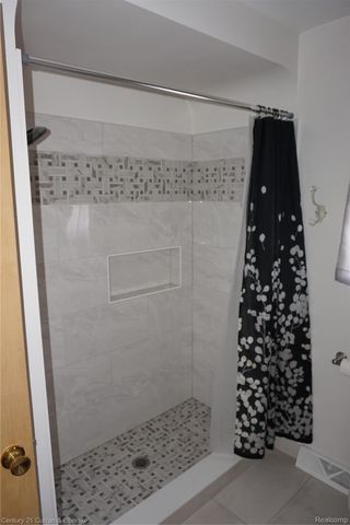 25659 Baldwin Street, Dearborn Heights, MI 48127