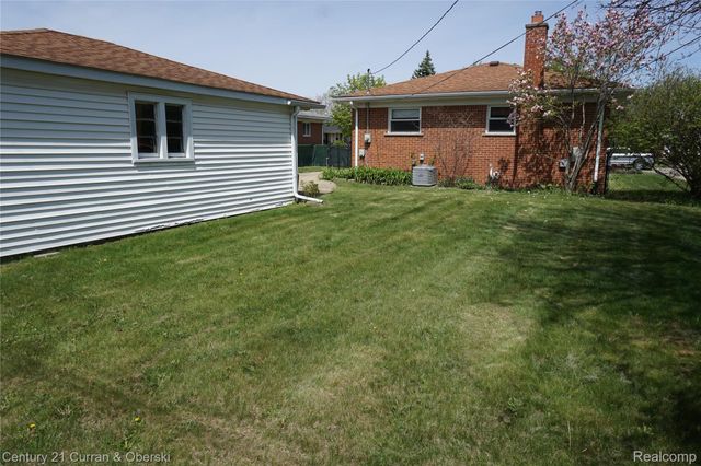 25659 Baldwin Street, Dearborn Heights, MI 48127