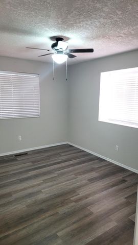 8512 Rancho Del Oro Place NE, Albuquerque, NM 87113