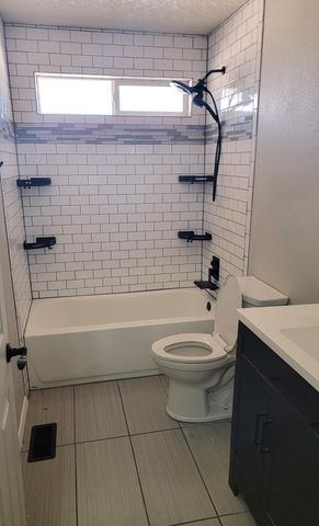 8512 Rancho Del Oro Place NE, Albuquerque, NM 87113