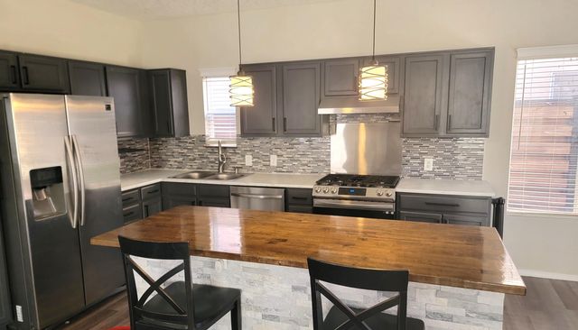 8512 Rancho Del Oro Place NE, Albuquerque, NM 87113