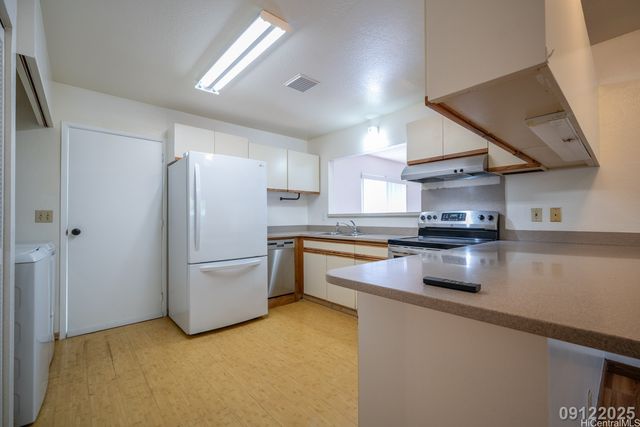 95-491 Laupalai Place, Mililani, HI 96789