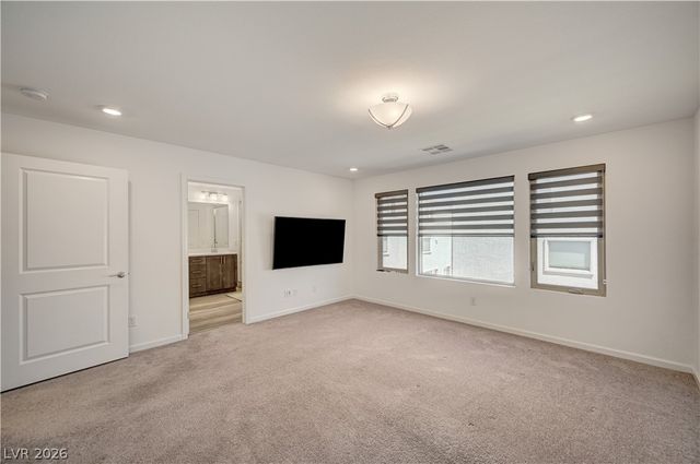 7760 Misty Oaks Avenue, Las Vegas, NV 89113