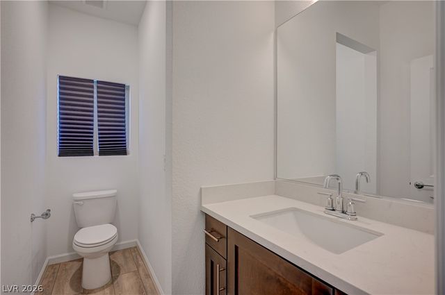 7760 Misty Oaks Avenue, Las Vegas, NV 89113