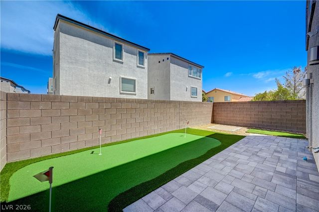 7760 Misty Oaks Avenue, Las Vegas, NV 89113
