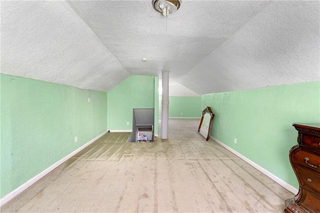 3204 S Sterling Avenue, Independence, MO 64052