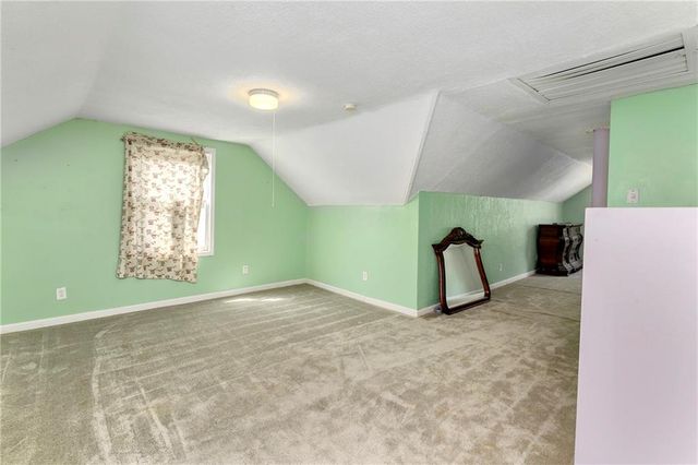 3204 S Sterling Avenue, Independence, MO 64052