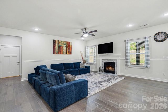 10190 Black Locust Lane 383, Charlotte, NC 28215