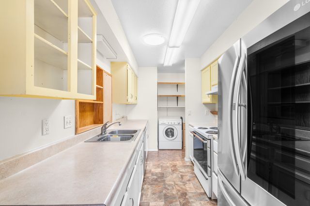 2655 Calle Primavera, Santa Fe, NM 87505