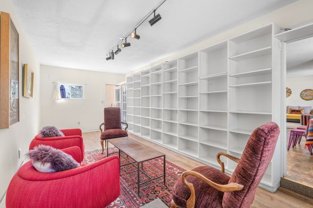 2655 Calle Primavera, Santa Fe, NM 87505