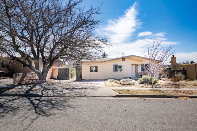 2655 Calle Primavera, Santa Fe, NM 87505