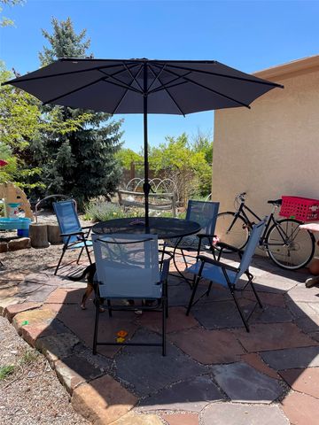 2655 Calle Primavera, Santa Fe, NM 87505