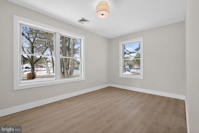 301 TECUMSEH TRL, Browns Mills, NJ 08015