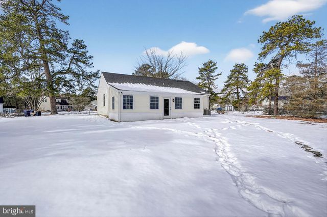 301 TECUMSEH TRL, Browns Mills, NJ 08015