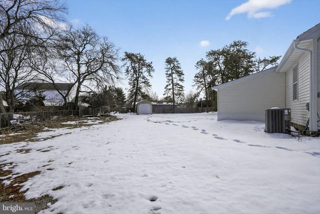 301 TECUMSEH TRL, Browns Mills, NJ 08015