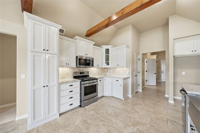 7052 S 310th East Avenue, Broken Arrow, OK 74014